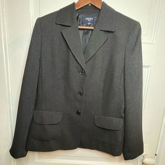 Jones Wear Micro Polka Dot Blazer - Picture 2 of 9